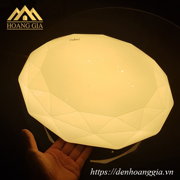 Đèn led ốp trần Galaxy màu vàng