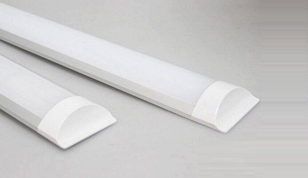 Đèn tuýp led bán nguyệt