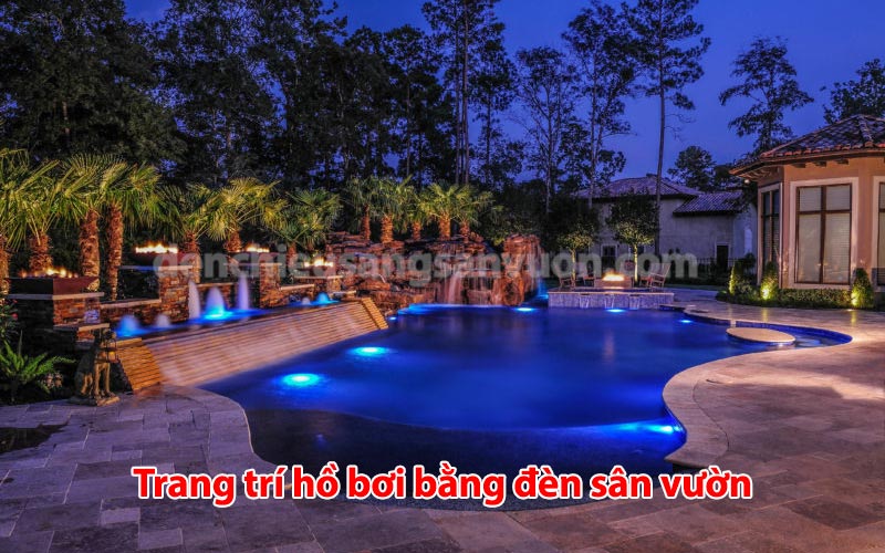 trang-tri-ho-boi-bang-den-led-am-nuoc