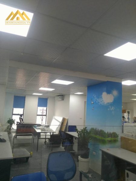 90% khách hàng lựa chọn đèn led Panel siêu mỏng lắp cho trần thả thạch cao 90% khách hàng lựa chọn đèn led Panel siêu mỏng lắp cho trần thả thạch cao