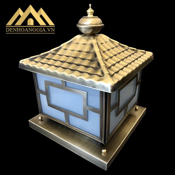 Đèn trụ cổng cổ điển bằng đồng DTCCD-03